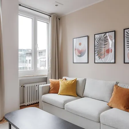 Flats 4 You, Moderne Naehe Hbf, Due-messe 20 Min, Netflix, Kueche Apartment Duisburg