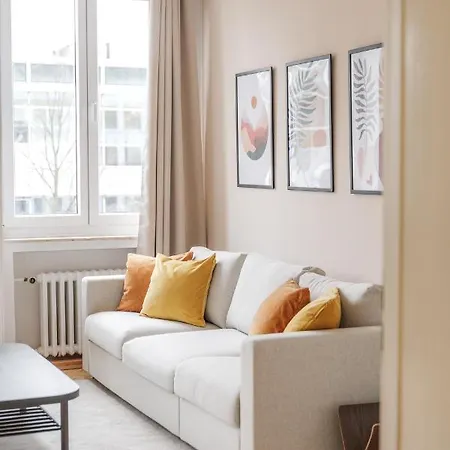Flats 4 You, Moderne Naehe Hbf, Due-messe 20 Min, Netflix, Kueche *