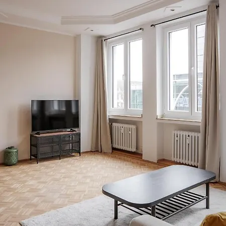 Flats 4 You, Moderne Naehe Hbf, Due-messe 20 Min, Netflix, Kueche Apartment *