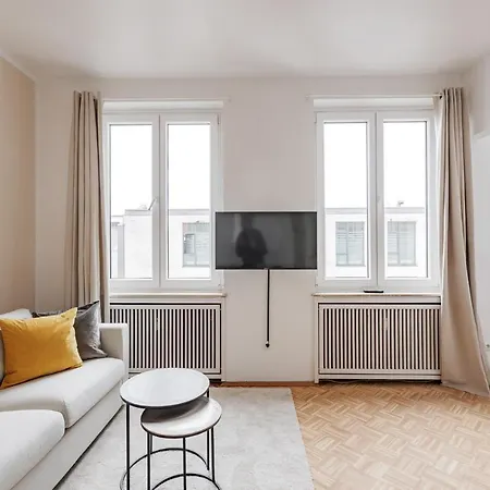 Apartment Flats 4 You, Moderne Naehe Hbf, Due-messe 20 Min, Netflix, Kueche